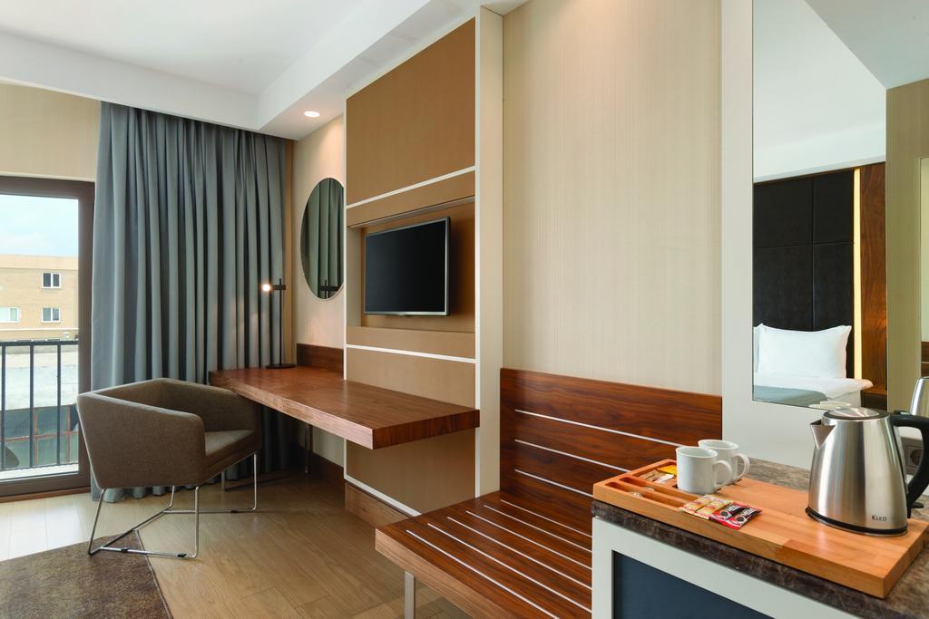 รามาดา อองคอร์ บาย วินด์แฮม อิสตันบูลแอร์พอร์ต Hotel ภายนอก รูปภาพ