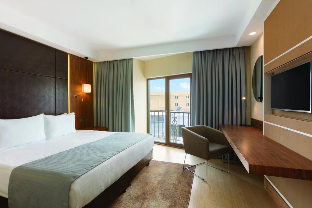 รามาดา อองคอร์ บาย วินด์แฮม อิสตันบูลแอร์พอร์ต Hotel ภายนอก รูปภาพ