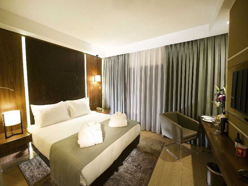 รามาดา อองคอร์ บาย วินด์แฮม อิสตันบูลแอร์พอร์ต Hotel ภายนอก รูปภาพ