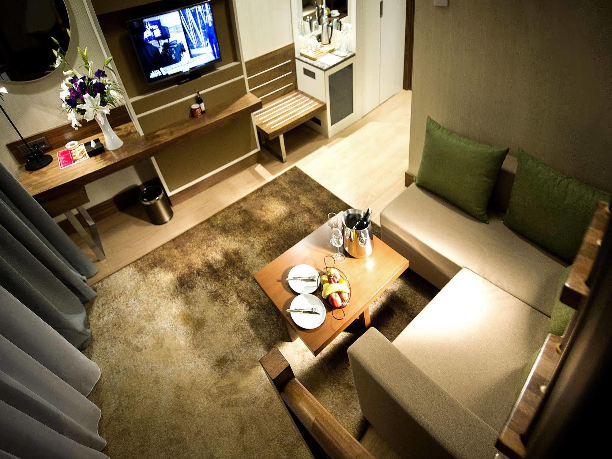 รามาดา อองคอร์ บาย วินด์แฮม อิสตันบูลแอร์พอร์ต Hotel ภายนอก รูปภาพ